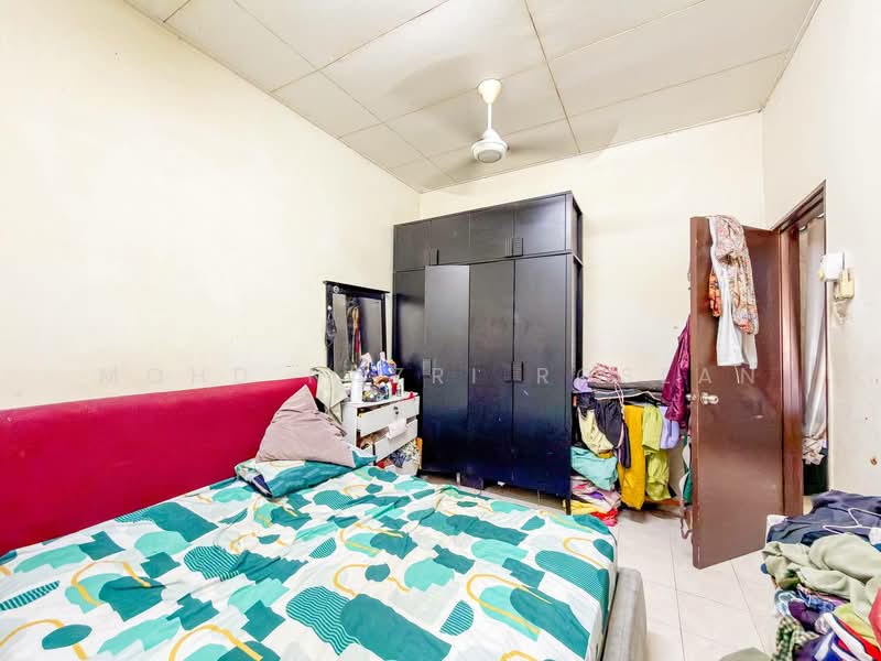 Rumah Teres 1 Tingkat untuk Dijual di Taman Dato Demang (Seri Kembangan) - Mohd Nazri Roslan - PropertyGuru.com.my