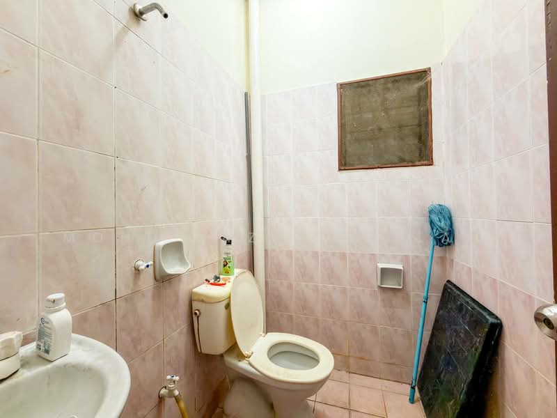 Rumah Teres 1 Tingkat untuk Dijual di Taman Dato Demang (Seri Kembangan) - Mohd Nazri Roslan - PropertyGuru.com.my