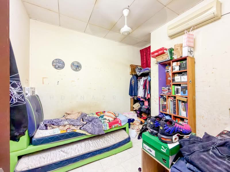 Rumah Teres 1 Tingkat untuk Dijual di Taman Dato Demang (Seri Kembangan) - Mohd Nazri Roslan - PropertyGuru.com.my