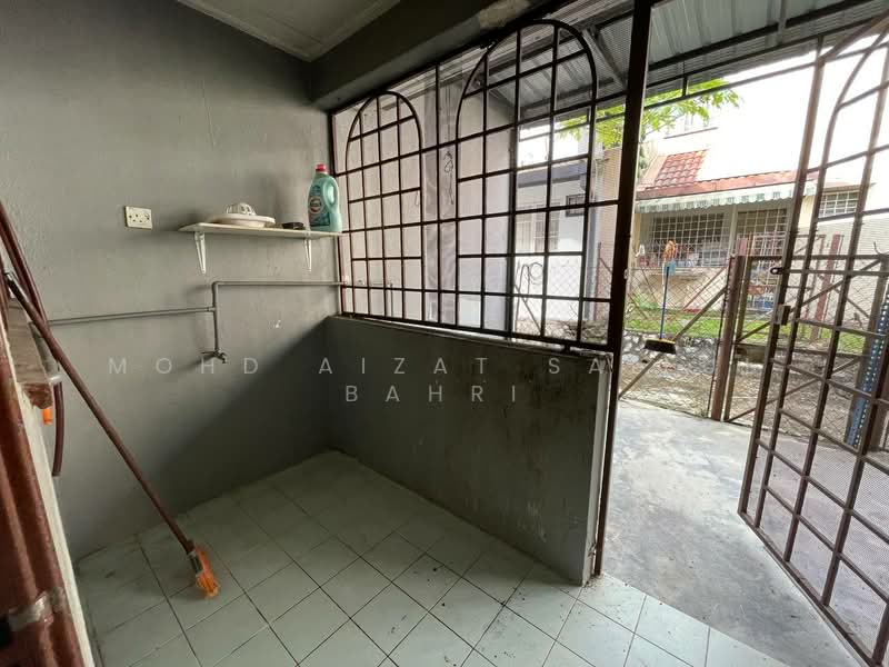 Rumah Teres 2 Tingkat untuk Dijual di Usj 9 (Subang Jaya) - Mohd Aizat Saiful Bahri - Exterior - PropertyGuru.com.my