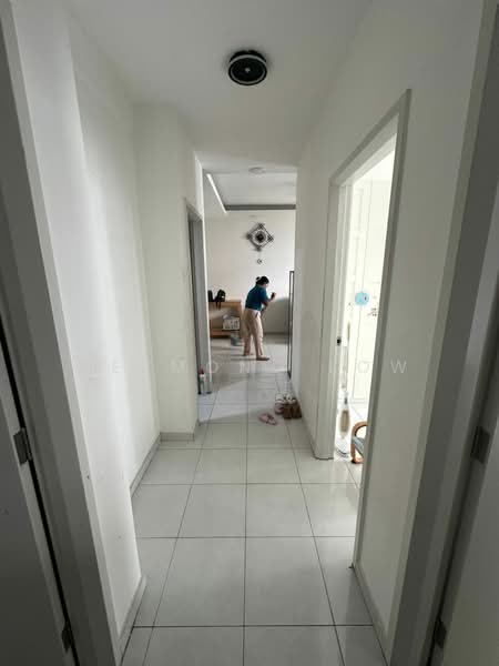 Apartment for Rent at Residensi Desamas - Desmond Low - Corridor - PropertyGuru.com.my