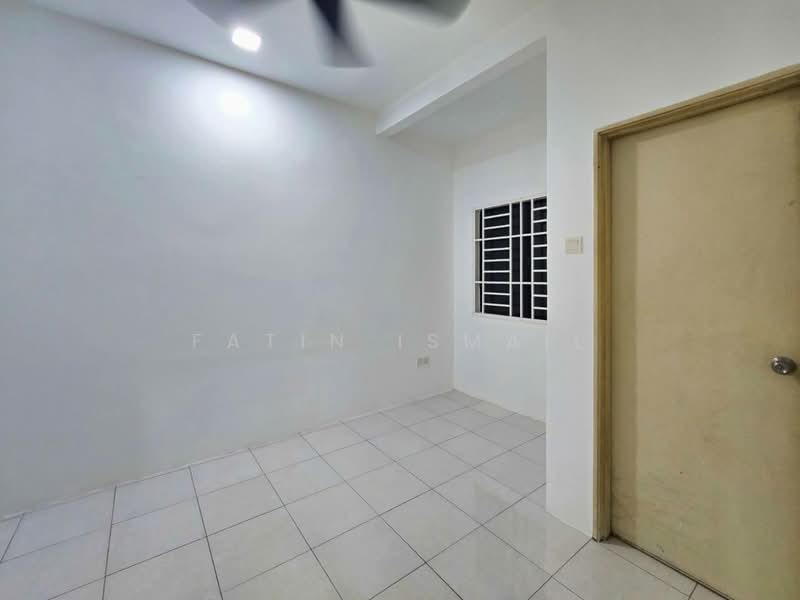 2.5-storey Terraced House for Sale in Sungai Buloh (Selangor) - Fatin Ismail - Interior - PropertyGuru.com.my