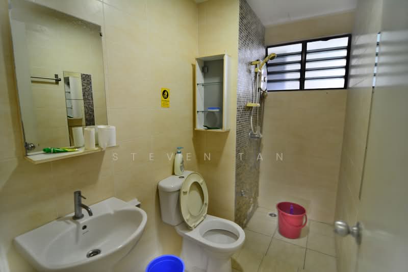 Apartment for Sale at Avilla Apartments - Steven Tan - Bathroom - PropertyGuru.com.my