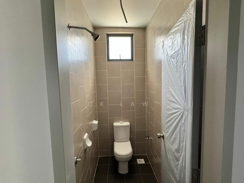 Shop / Office for Rent in Setia Ecohill (Semenyih) - CK Law - Bathroom - PropertyGuru.com.my