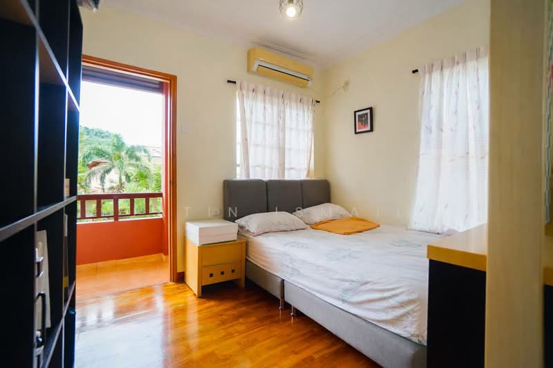 Bungalow for Sale in Ampang Jaya (Ampang) - Fatin Ismail - Bedroom - PropertyGuru.com.my