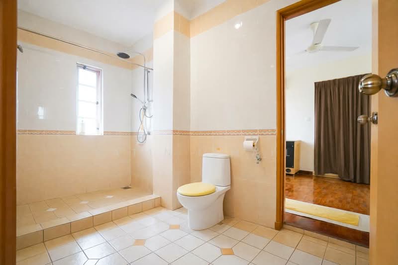 Bungalow for Sale in Ampang Jaya (Ampang) - Fatin Ismail - Bathroom - PropertyGuru.com.my