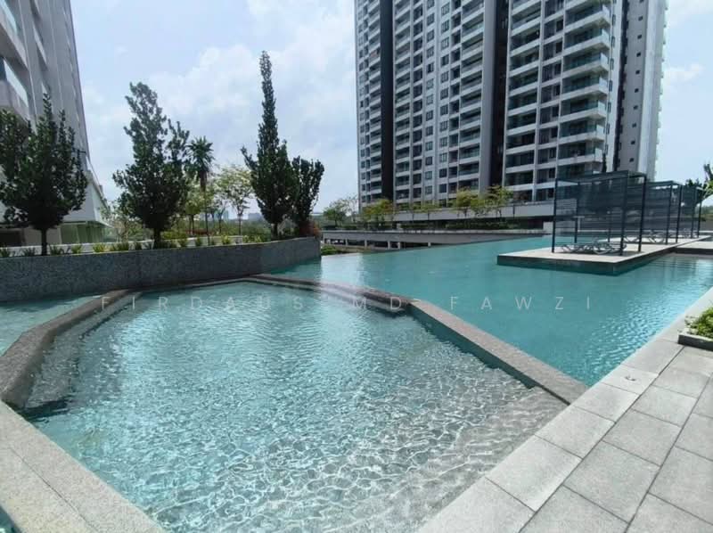 For Sale - Paragon 3