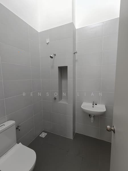 Rumah Teres 1 Tingkat untuk Disewa di Shah Alam (Selangor) - Benson Lian - Bathroom - PropertyGuru.com.my