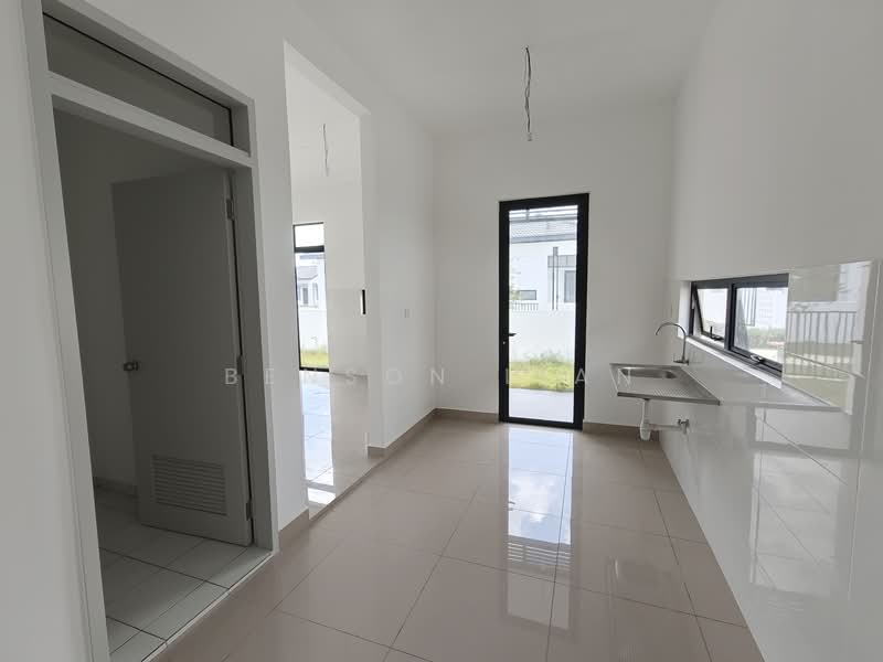 Rumah Teres 1 Tingkat untuk Disewa di Shah Alam (Selangor) - Benson Lian - Kitchen - PropertyGuru.com.my