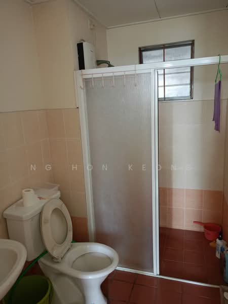 Condominium for Rent at Koi Tropika - Ng Hon Keong - Bathroom - PropertyGuru.com.my