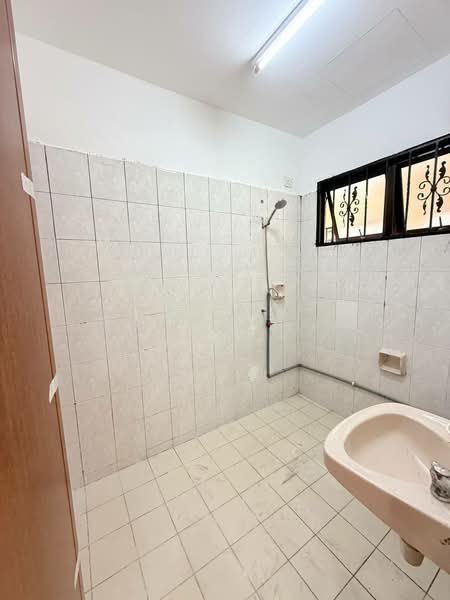 Rumah Teres untuk Dijual di Taman Desa Tebrau (Tebrau) - Guang Jun Loh - PropertyGuru.com.my