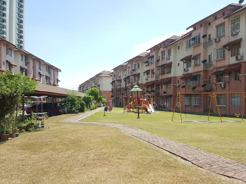Pangsapuri untuk Disewa di Sentosa Court - Kelvin Leong - Exterior - PropertyGuru.com.my