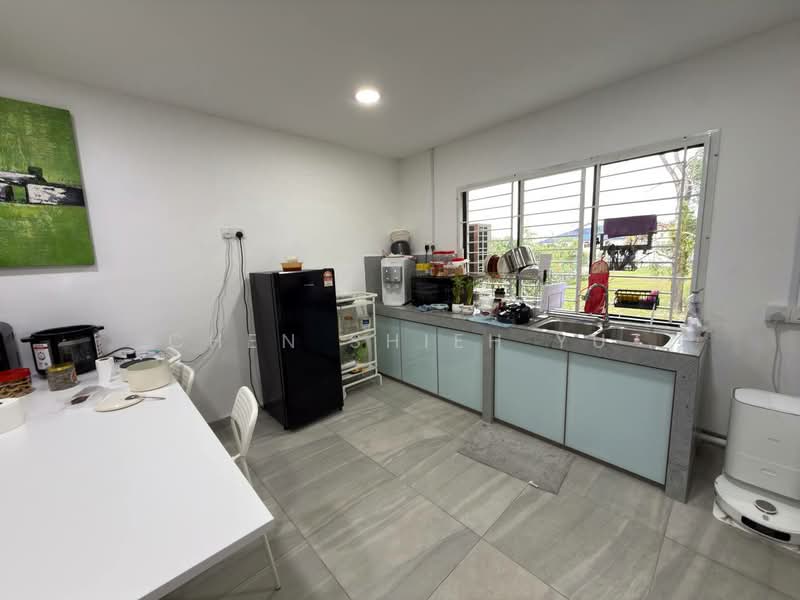 Kedai untuk Dijual di Taman Johor Jaya (Johor Bahru) - Chen Shieh Yu - Kitchen - PropertyGuru.com.my