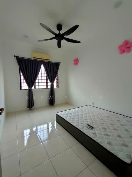 2-storey Terraced House for Sale in Bandar Nusaputra (Puchong) - Siew Yoong - Bedroom - PropertyGuru.com.my