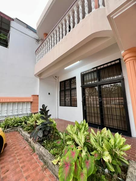 For Sale - Ros Merah