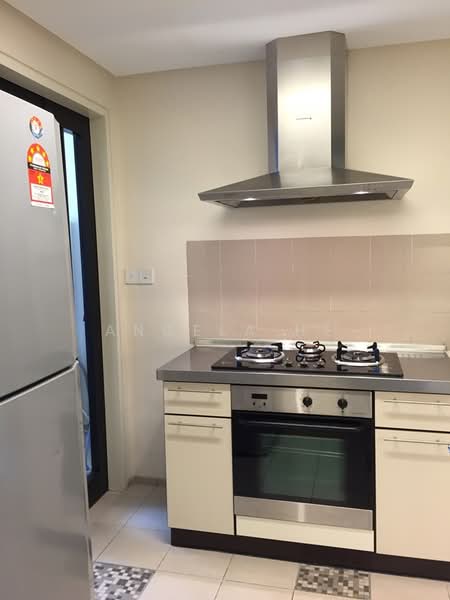 Service Residence for Rent at i-Zen @ Kiara 2 - Angela He - Kitchen - PropertyGuru.com.my