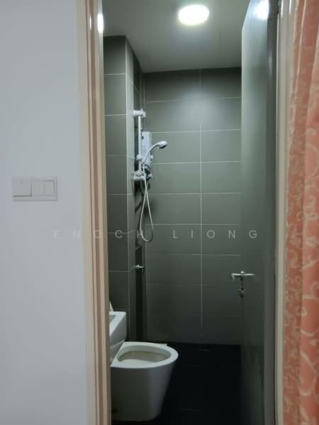 Service Residence for Rent at Skysuites @ Meldrum Hills - Enoch Liong - Bathroom - PropertyGuru.com.my