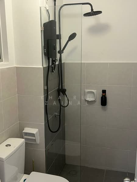Servis Apartment untuk Disewa di Alanis Residence - Khairul Zainal - Bathroom - PropertyGuru.com.my