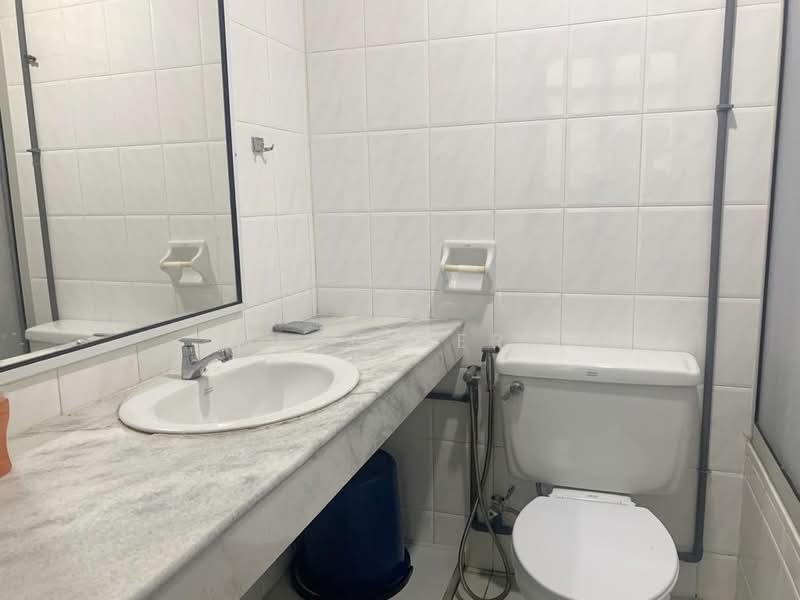 Kondominium untuk Disewa di Leader Garden - Weng Sern - Bathroom - PropertyGuru.com.my