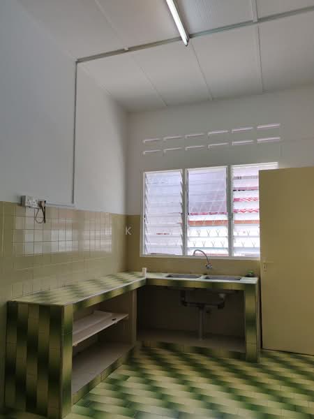 Rumah Teres 2 Tingkat untuk Disewa di Taman Bukit Maluri (Kepong) - HK Lee - PropertyGuru.com.my