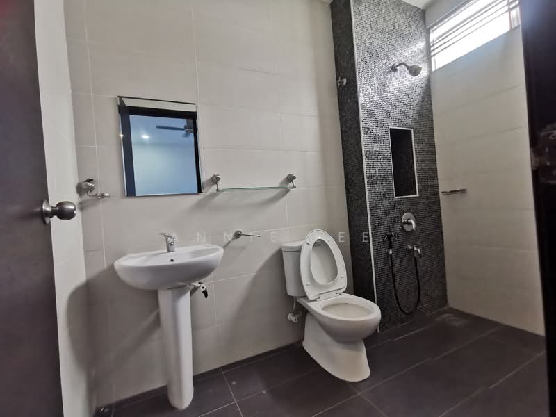 Cluster House for Rent in Bukit Indah (Iskandar Puteri (Nusajaya)) - Annie Lee - Bathroom - PropertyGuru.com.my