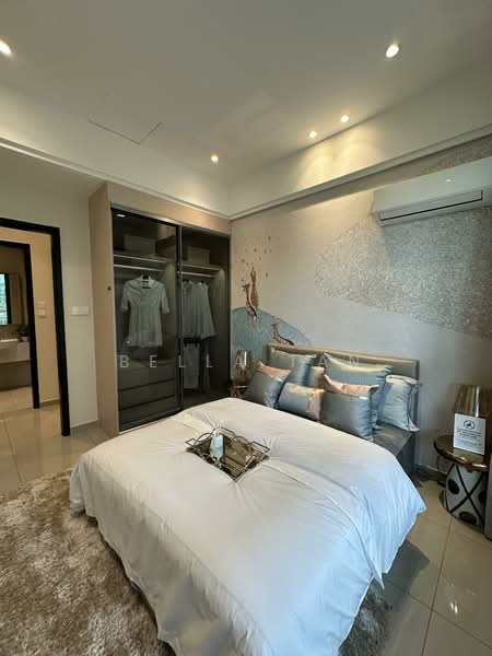 Service Residence for Sale at Vista Tiara (MBW Bay) - Bella Tan - Bedroom - PropertyGuru.com.my