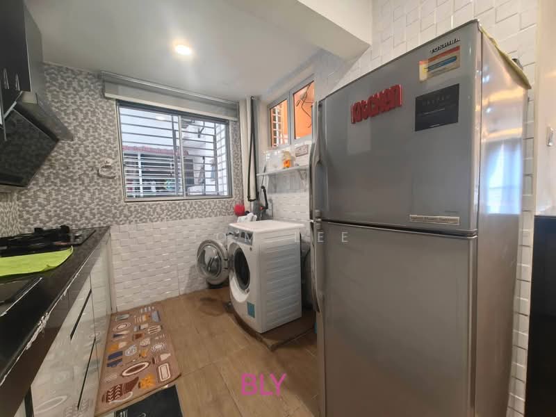 For Rent - Trifolis
