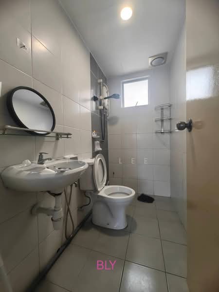 For Rent - Trifolis