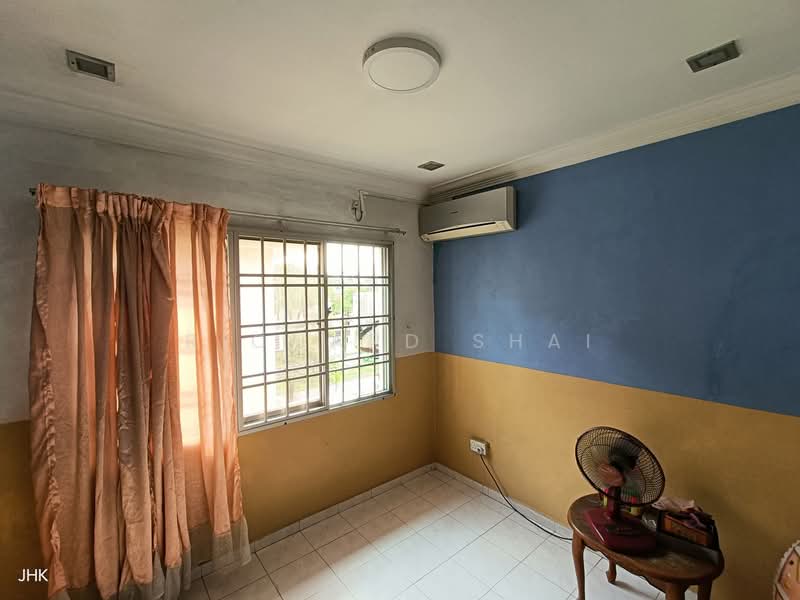 Flat for Sale at Rumah Pangsa Permas Jaya - Richard Shai - Bedroom - PropertyGuru.com.my