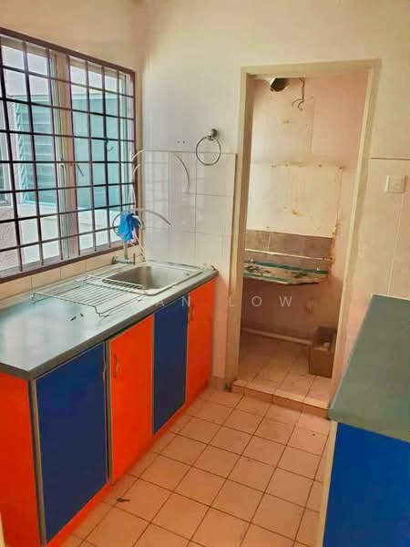 Pangsapuri untuk Dijual di Aliran Damai - Ryan Low - Kitchen - PropertyGuru.com.my