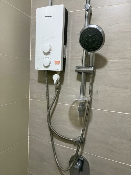 Kondominium untuk Disewa di Tropicana Bay Residences - Lynnz Seow - Bathroom - PropertyGuru.com.my