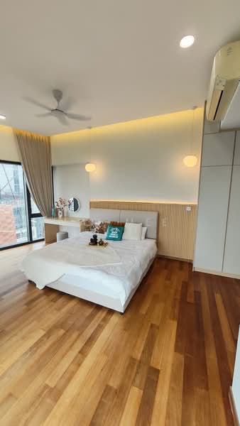 Service Residence for Rent at Sapphire Paradigm - Lai Mee Sum - Master Bedroom - PropertyGuru.com.my