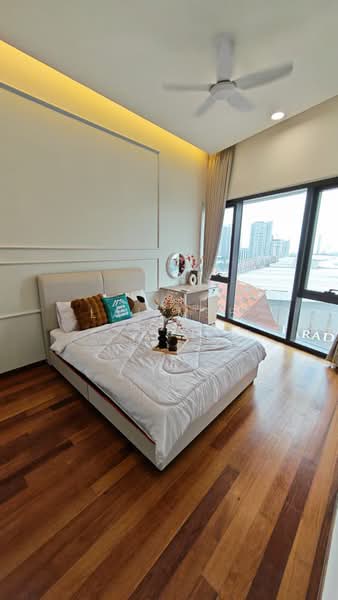 Service Residence for Rent at Sapphire Paradigm - Lai Mee Sum - Middle Bedroom 1 - PropertyGuru.com.my