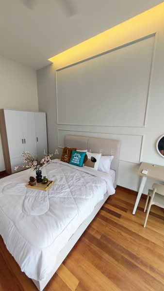Service Residence for Rent at Sapphire Paradigm - Lai Mee Sum - Middle Bedroom 1 - PropertyGuru.com.my
