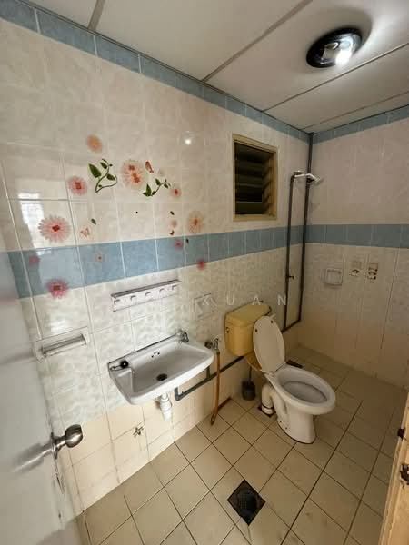 Condominium for Rent at Menara Menjalara - Jia Xuan - Bathroom - PropertyGuru.com.my