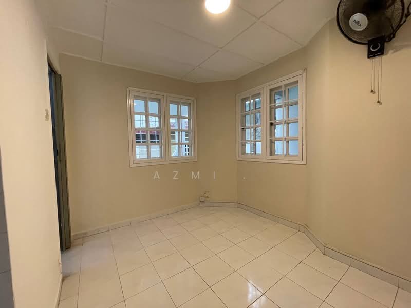 Rumah Teres 2 Tingkat untuk Dijual di Usj 9 (Subang Jaya) - Azmi . - PropertyGuru.com.my