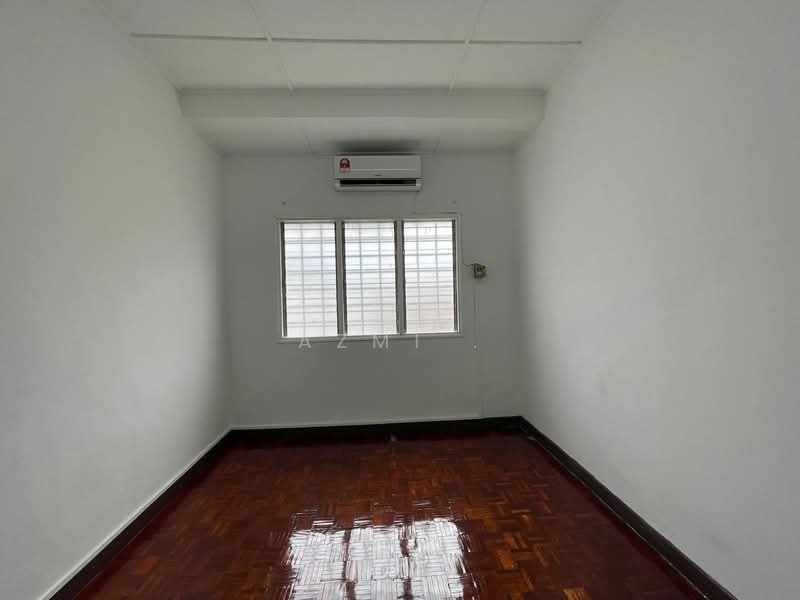 Rumah Teres 2 Tingkat untuk Dijual di Usj 9 (Subang Jaya) - Azmi . - PropertyGuru.com.my