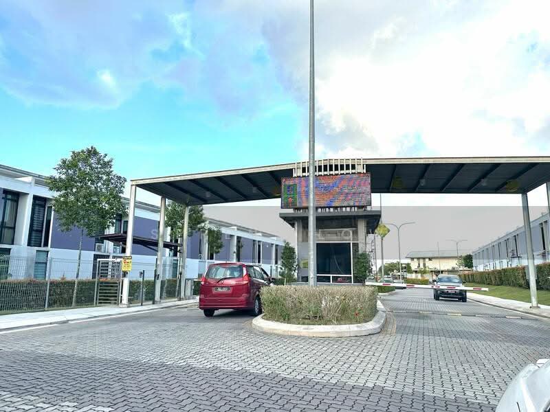 2-storey Terraced House for Sale in Bandar Seri Alam (Masai) - Serene Low - PropertyGuru.com.my