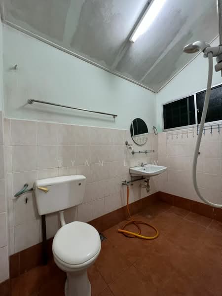 Terraced House for Sale in Bandar Mahkota Cheras (Cheras) - Ryan Low - Bathroom - PropertyGuru.com.my