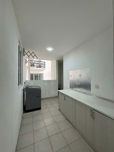 Kondominium untuk Disewa di Subang Parkhomes - Klay Lim - Balcony - PropertyGuru.com.my