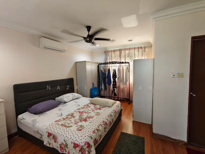 Bungalow for Sale in Seksyen 8 (Shah Alam) - Nazri Hassan - PropertyGuru.com.my