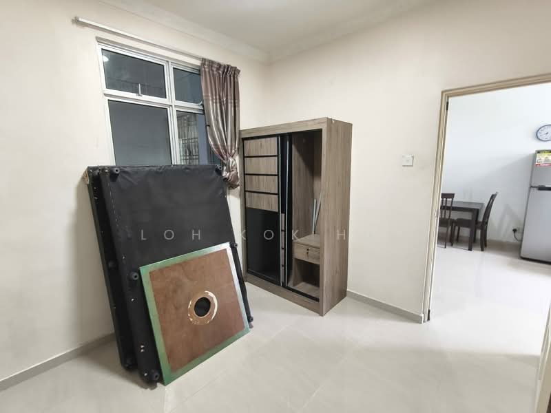 Apartment for Rent at Lake View Suites - Loh Kok Hui - Interior - PropertyGuru.com.my