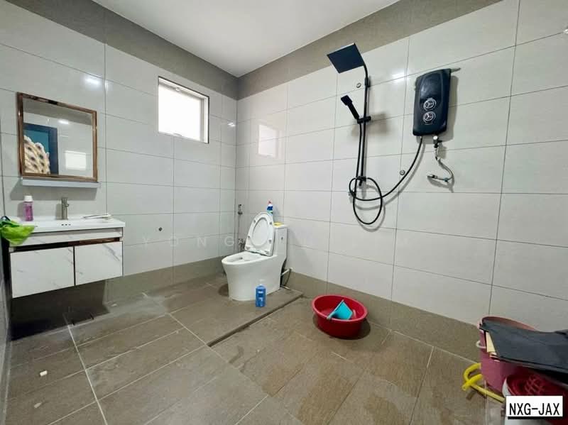 2-storey Terraced House for Rent in Bandar Bukit Raja (Klang) - Yongsen Lim - Bathroom - PropertyGuru.com.my