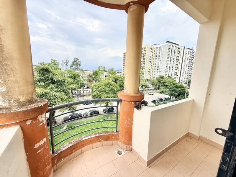 Apartment for Sale at Pangsapuri Merak - Azmi . - PropertyGuru.com.my