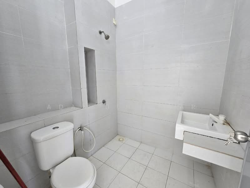 Rumah Teres 2 Tingkat untuk Dijual di Eco Grandeur (Puncak Alam) - Adam Bin Nizar - PropertyGuru.com.my