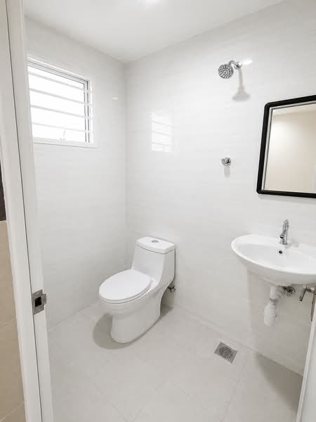 Rumah Berkembar untuk Dijual di Mahkota Cheras (Cheras) - Yuki Tan - Bathroom - PropertyGuru.com.my