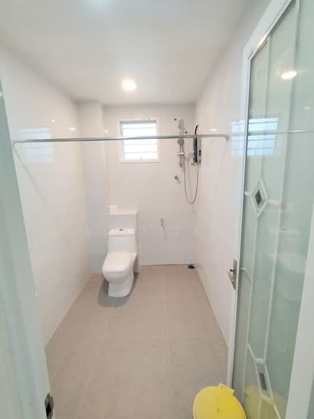 Rumah Berkembar untuk Dijual di Mahkota Cheras (Cheras) - Yuki Tan - Bathroom - PropertyGuru.com.my