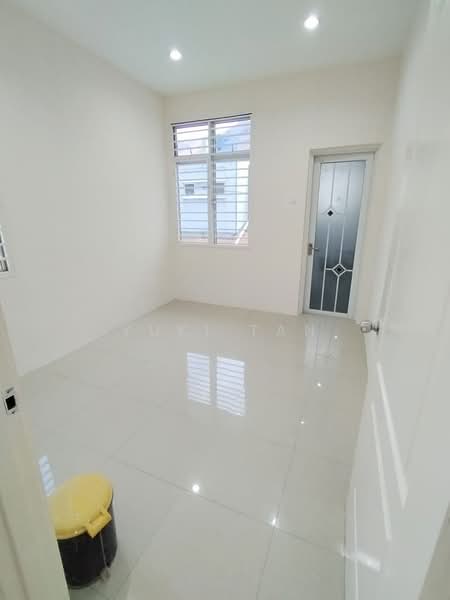 Rumah Berkembar untuk Dijual di Mahkota Cheras (Cheras) - Yuki Tan - Interior - PropertyGuru.com.my