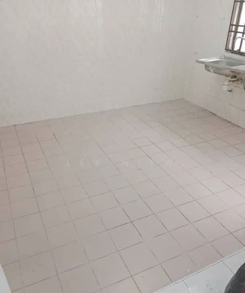 Apartment for Sale at Sri Awana Townhouse - Lex Hiew - Kitchen - PropertyGuru.com.my