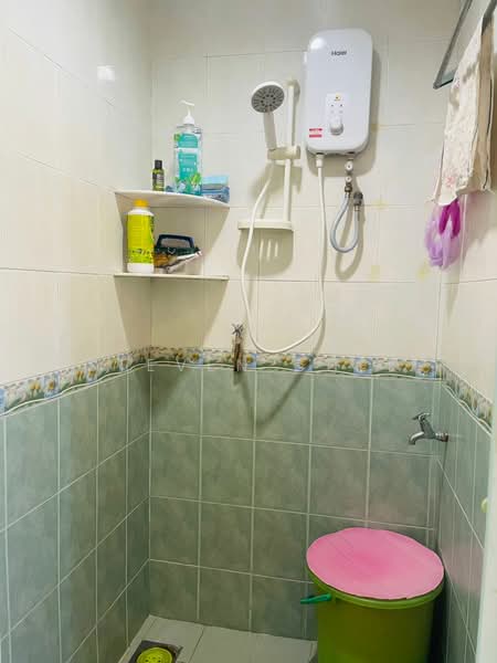 Pangsapuri untuk Dijual di Greenlane Heights Block 3 - Steven Chee - PropertyGuru.com.my